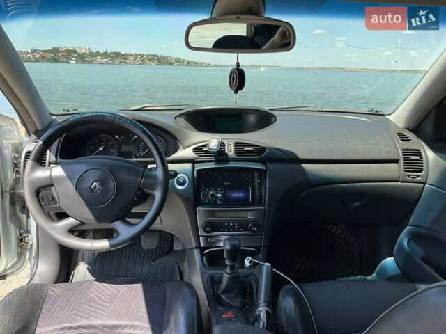 Серый Рено Лагуна, объемом двигателя 1.87 л и пробегом 400 тыс. км за 3500 $, фото 10 на Automoto.ua