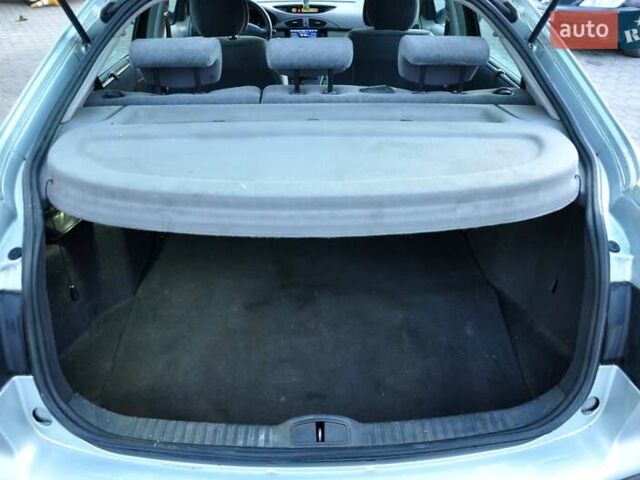 Серый Рено Лагуна, объемом двигателя 1.8 л и пробегом 220 тыс. км за 3300 $, фото 21 на Automoto.ua