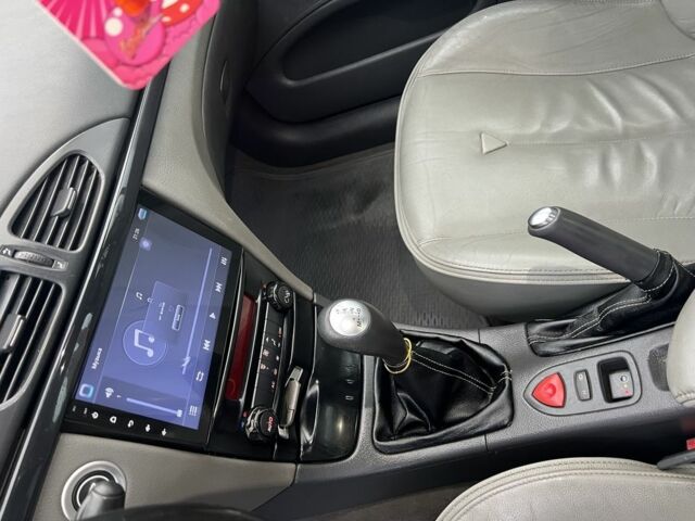 Серый Рено Лагуна, объемом двигателя 2 л и пробегом 190 тыс. км за 2999 $, фото 1 на Automoto.ua