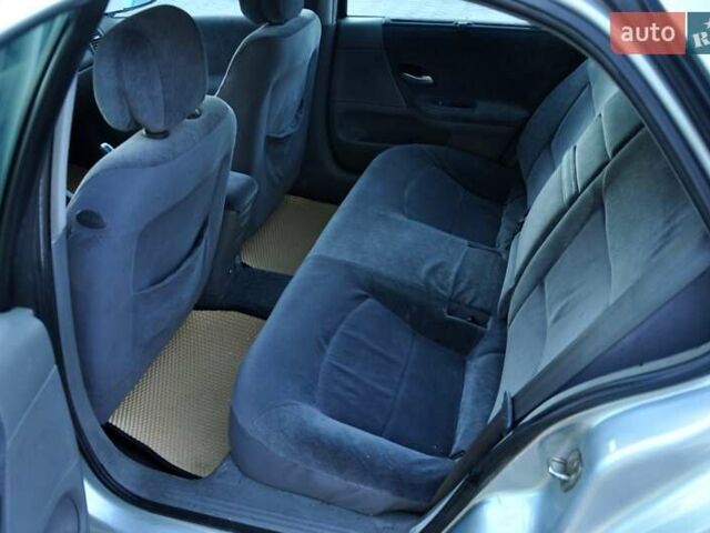 Серый Рено Лагуна, объемом двигателя 1.8 л и пробегом 220 тыс. км за 3300 $, фото 19 на Automoto.ua