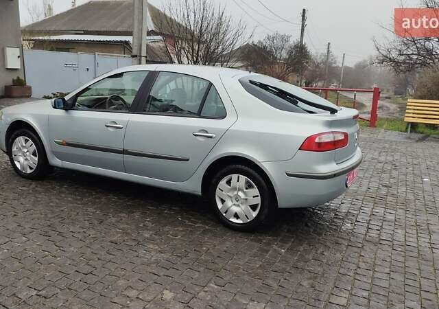 Сірий Рено Лагуна, об'ємом двигуна 1.8 л та пробігом 176 тис. км за 4850 $, фото 8 на Automoto.ua