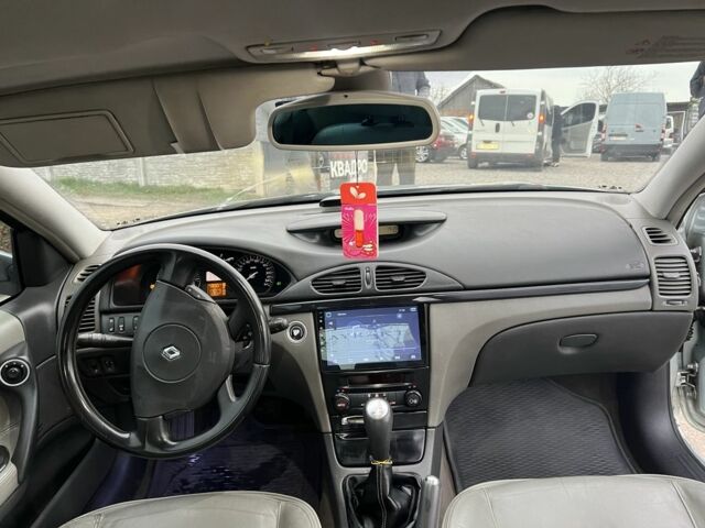 Серый Рено Лагуна, объемом двигателя 2 л и пробегом 190 тыс. км за 2999 $, фото 10 на Automoto.ua