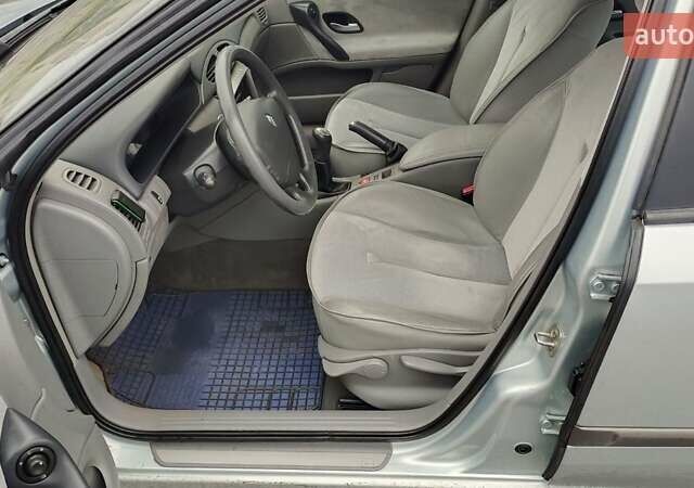 Сірий Рено Лагуна, об'ємом двигуна 1.8 л та пробігом 176 тис. км за 4850 $, фото 14 на Automoto.ua