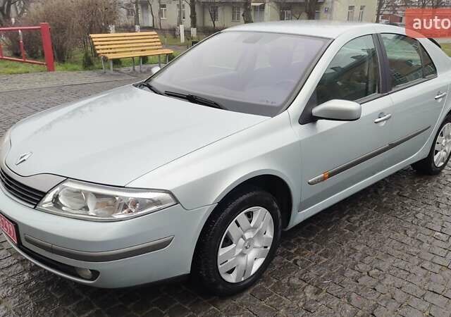 Сірий Рено Лагуна, об'ємом двигуна 1.8 л та пробігом 176 тис. км за 4850 $, фото 1 на Automoto.ua