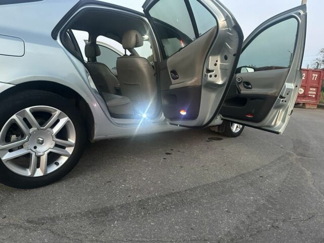 Серый Рено Лагуна, объемом двигателя 2 л и пробегом 190 тыс. км за 2999 $, фото 21 на Automoto.ua