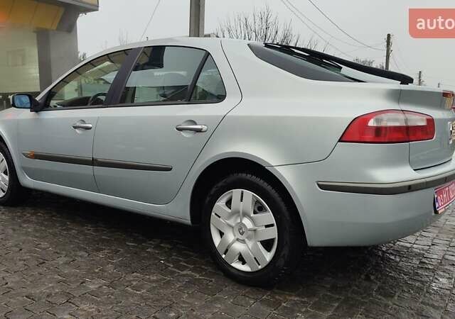 Сірий Рено Лагуна, об'ємом двигуна 1.8 л та пробігом 176 тис. км за 4850 $, фото 4 на Automoto.ua