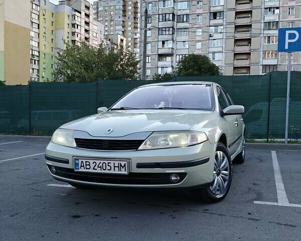 Сірий Рено Лагуна, об'ємом двигуна 1.8 л та пробігом 327 тис. км за 3700 $, фото 4 на Automoto.ua