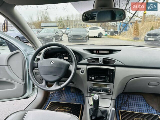 Серый Рено Лагуна, объемом двигателя 1.8 л и пробегом 176 тыс. км за 5200 $, фото 20 на Automoto.ua