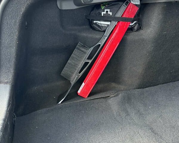 Сірий Рено Лагуна, об'ємом двигуна 1.6 л та пробігом 230 тис. км за 3000 $, фото 16 на Automoto.ua