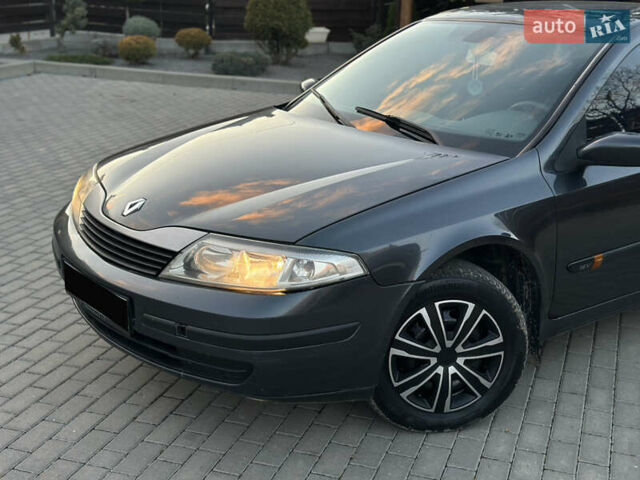Сірий Рено Лагуна, об'ємом двигуна 1.6 л та пробігом 245 тис. км за 2699 $, фото 1 на Automoto.ua