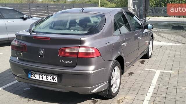 Серый Рено Лагуна, объемом двигателя 2.2 л и пробегом 375 тыс. км за 2500 $, фото 5 на Automoto.ua