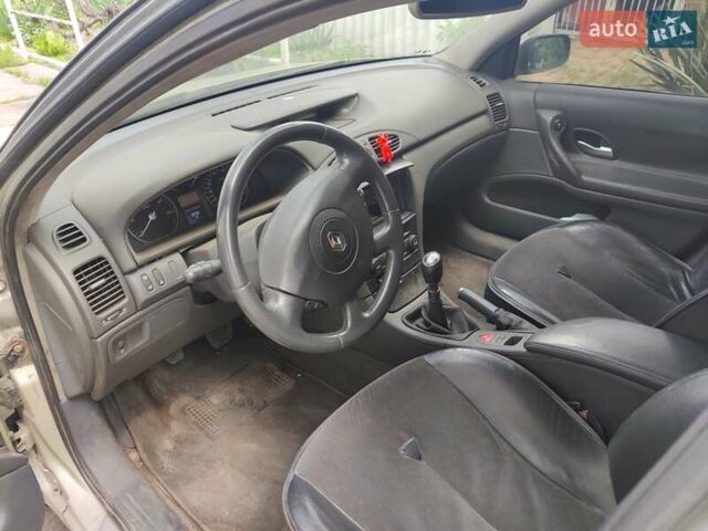 Сірий Рено Лагуна, об'ємом двигуна 1.9 л та пробігом 180 тис. км за 3000 $, фото 2 на Automoto.ua