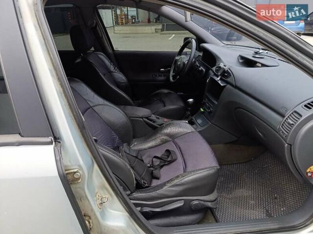 Серый Рено Лагуна, объемом двигателя 1.87 л и пробегом 382 тыс. км за 3700 $, фото 17 на Automoto.ua