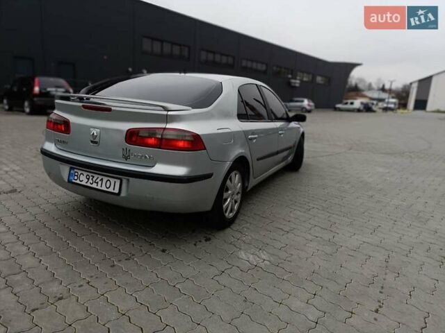 Серый Рено Лагуна, объемом двигателя 1.87 л и пробегом 382 тыс. км за 3700 $, фото 7 на Automoto.ua