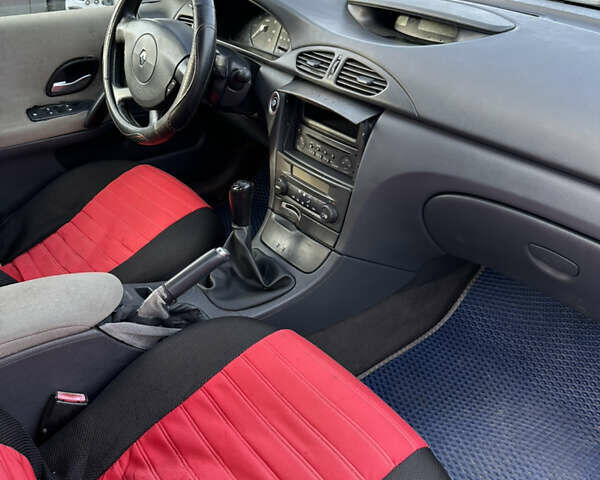 Сірий Рено Лагуна, об'ємом двигуна 1.6 л та пробігом 230 тис. км за 3000 $, фото 11 на Automoto.ua