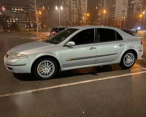 Рено Лагуна 2004 в Киеве на Automoto.ua Серый Рено Лагуна, объемом двигателя 2.19 л и пробегом 225 тыс. км за 5200 $, фото 1 на Automoto.ua