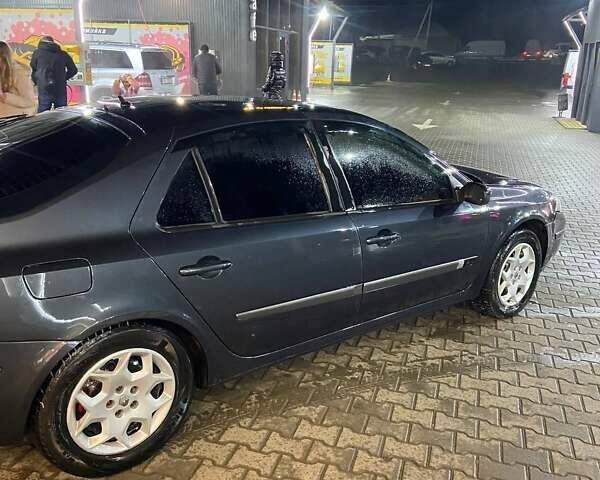 Серый Рено Лагуна, объемом двигателя 1.9 л и пробегом 373 тыс. км за 2999 $, фото 4 на Automoto.ua