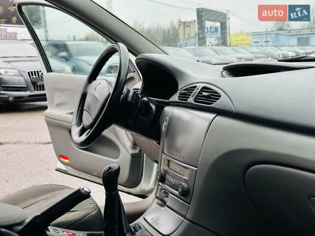 Серый Рено Лагуна, объемом двигателя 2 л и пробегом 389 тыс. км за 3999 $, фото 22 на Automoto.ua