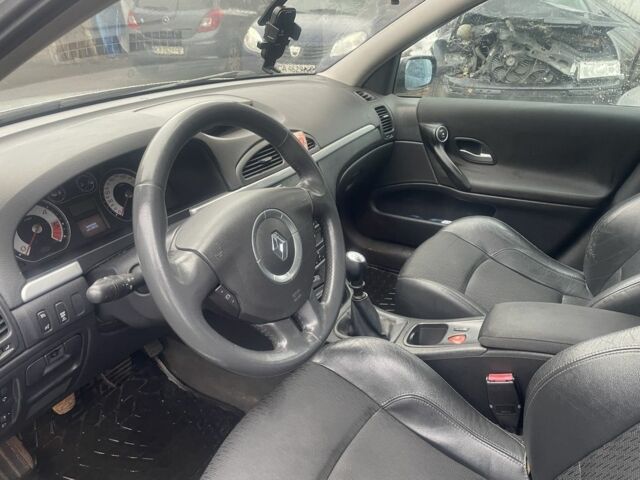 Серый Рено Лагуна, объемом двигателя 1.9 л и пробегом 412 тыс. км за 3500 $, фото 7 на Automoto.ua