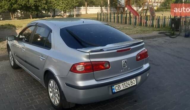 Серый Рено Лагуна, объемом двигателя 1.6 л и пробегом 384 тыс. км за 4700 $, фото 3 на Automoto.ua