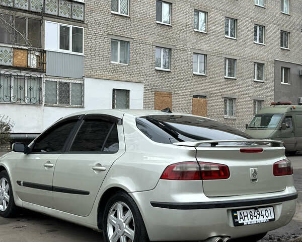 Серый Рено Лагуна, объемом двигателя 2 л и пробегом 309 тыс. км за 4800 $, фото 5 на Automoto.ua