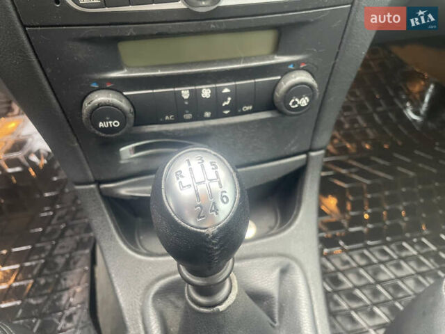 Серый Рено Лагуна, объемом двигателя 1.87 л и пробегом 342 тыс. км за 3500 $, фото 4 на Automoto.ua