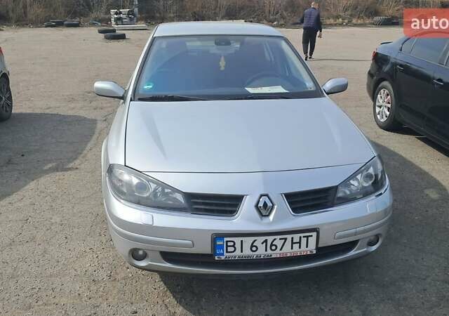 Сірий Рено Лагуна, об'ємом двигуна 2 л та пробігом 120 тис. км за 4999 $, фото 3 на Automoto.ua