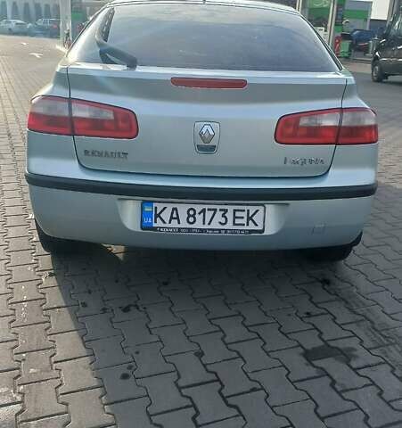Серый Рено Лагуна, объемом двигателя 1.6 л и пробегом 237 тыс. км за 3300 $, фото 5 на Automoto.ua