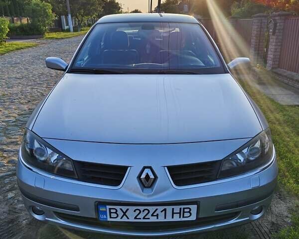 Серый Рено Лагуна, объемом двигателя 2 л и пробегом 150 тыс. км за 5200 $, фото 9 на Automoto.ua