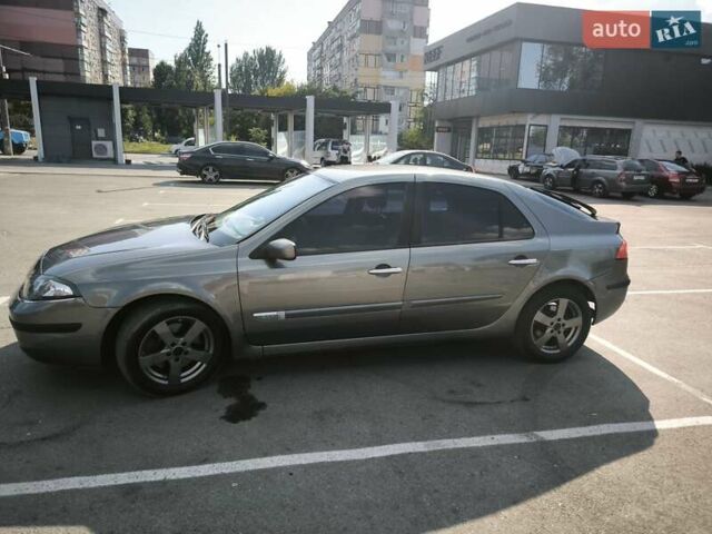 Рено Лагуна 2006 в Днепре (Днепропетровске) на Automoto.ua Серый Рено Лагуна, объемом двигателя 2 л и пробегом 316 тыс. км за 5400 $, фото 4 на Automoto.ua
