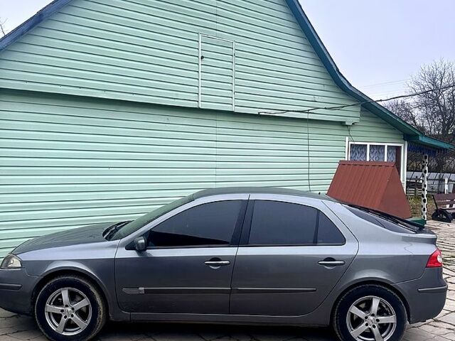 Сірий Рено Лагуна, об'ємом двигуна 1.6 л та пробігом 250 тис. км за 4600 $, фото 5 на Automoto.ua