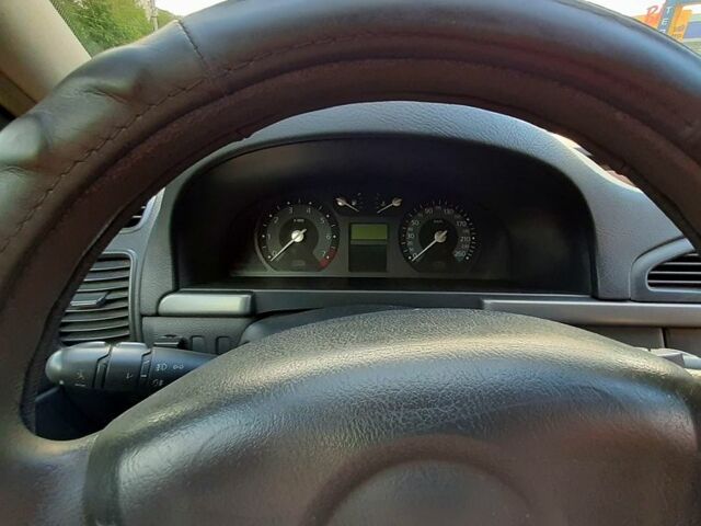 Рено Лагуна 2006 в Львове на Automoto.ua Серый Рено Лагуна, объемом двигателя 1.6 л и пробегом 380 тыс. км за 3600 $, фото 4 на Automoto.ua