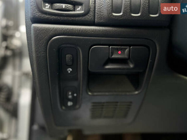 Рено Лагуна 2006 в Мукачеве на Automoto.ua Серый Рено Лагуна, объемом двигателя 1.6 л и пробегом 210 тыс. км за 4650 $, фото 19 на Automoto.ua