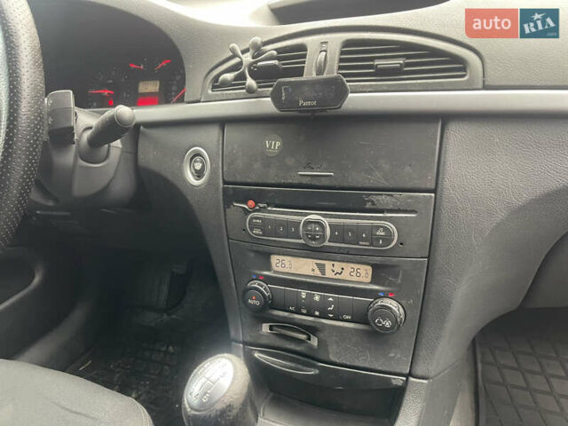 Серый Рено Лагуна, объемом двигателя 2 л и пробегом 396 тыс. км за 4000 $, фото 20 на Automoto.ua