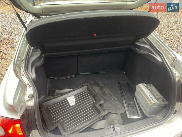 Серый Рено Лагуна, объемом двигателя 2 л и пробегом 396 тыс. км за 4000 $, фото 9 на Automoto.ua