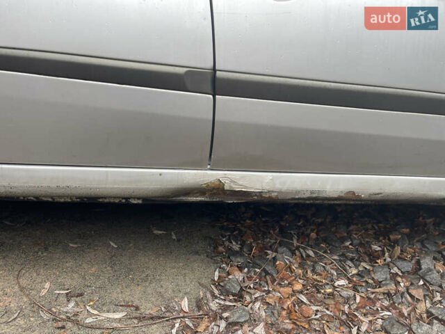 Серый Рено Лагуна, объемом двигателя 2 л и пробегом 396 тыс. км за 4000 $, фото 5 на Automoto.ua