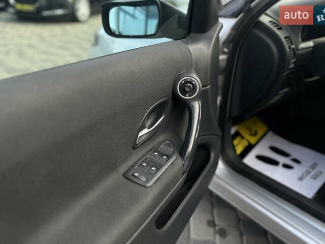 Рено Лагуна 2006 в Мукачеве на Automoto.ua Серый Рено Лагуна, объемом двигателя 1.6 л и пробегом 210 тыс. км за 4650 $, фото 12 на Automoto.ua