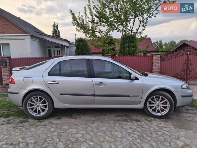 Серый Рено Лагуна, объемом двигателя 2 л и пробегом 150 тыс. км за 5200 $, фото 16 на Automoto.ua