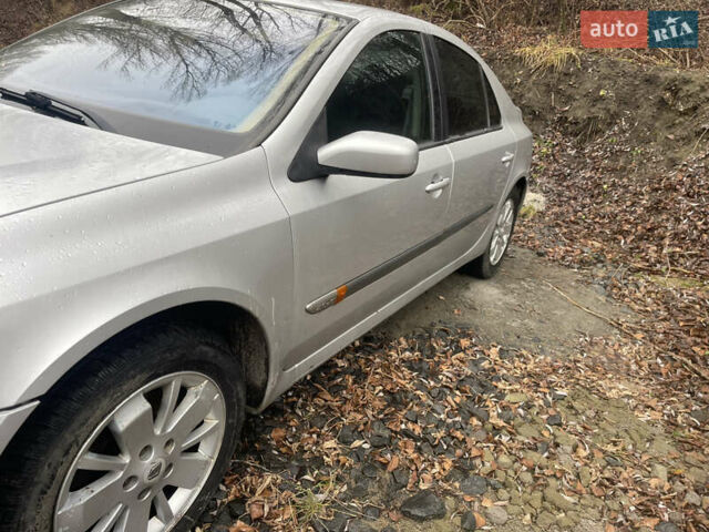 Серый Рено Лагуна, объемом двигателя 2 л и пробегом 396 тыс. км за 4000 $, фото 12 на Automoto.ua