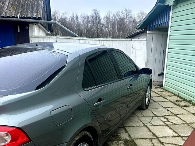 Сірий Рено Лагуна, об'ємом двигуна 1.6 л та пробігом 250 тис. км за 4600 $, фото 3 на Automoto.ua