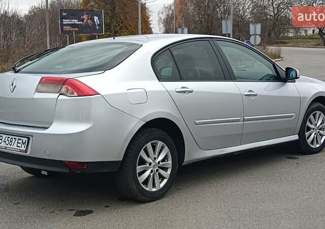 Серый Рено Лагуна, объемом двигателя 1.46 л и пробегом 345 тыс. км за 5300 $, фото 5 на Automoto.ua