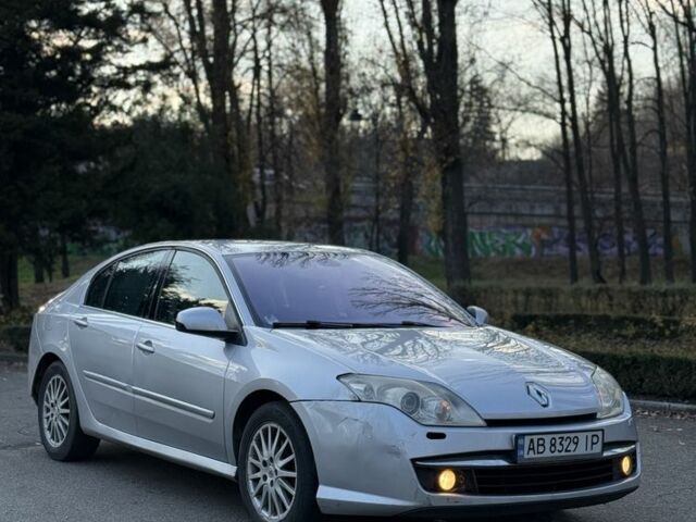 Серый Рено Лагуна, объемом двигателя 2 л и пробегом 315 тыс. км за 4300 $, фото 3 на Automoto.ua