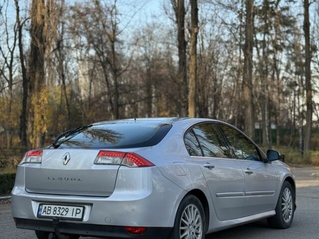 Серый Рено Лагуна, объемом двигателя 2 л и пробегом 315 тыс. км за 4300 $, фото 2 на Automoto.ua