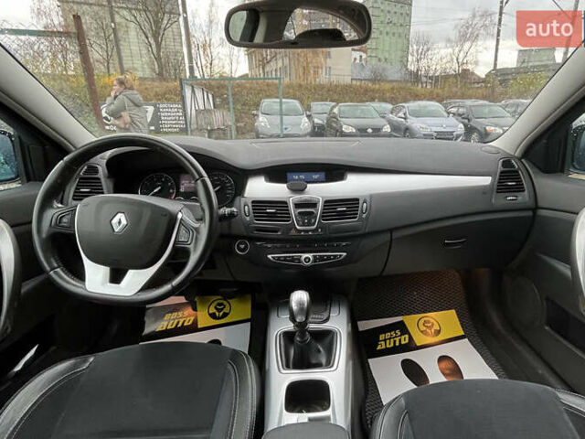 Серый Рено Лагуна, объемом двигателя 2 л и пробегом 227 тыс. км за 5550 $, фото 8 на Automoto.ua