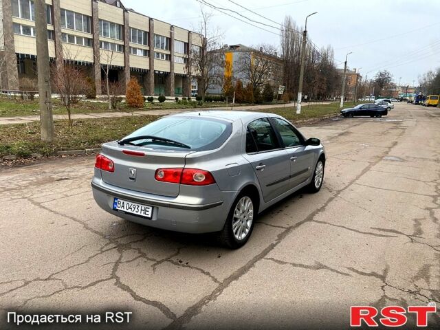 Серый Рено Лагуна, объемом двигателя 2 л и пробегом 202 тыс. км за 4750 $, фото 4 на Automoto.ua