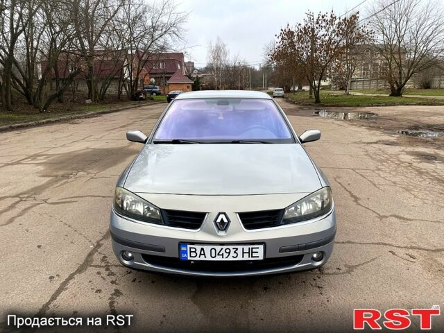 Серый Рено Лагуна, объемом двигателя 2 л и пробегом 202 тыс. км за 4750 $, фото 1 на Automoto.ua