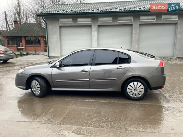 Сірий Рено Лагуна, об'ємом двигуна 1.46 л та пробігом 246 тис. км за 4777 $, фото 4 на Automoto.ua