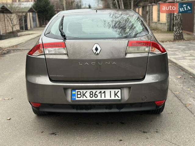 Серый Рено Лагуна, объемом двигателя 1.46 л и пробегом 272 тыс. км за 4600 $, фото 6 на Automoto.ua