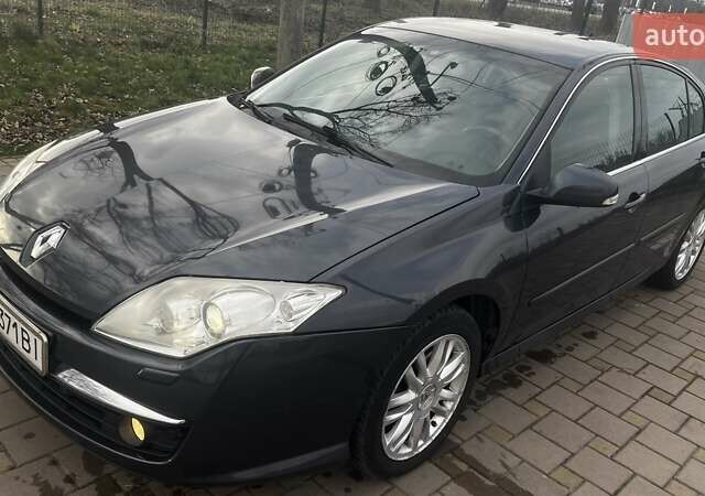 Серый Рено Лагуна, объемом двигателя 2 л и пробегом 271 тыс. км за 5700 $, фото 6 на Automoto.ua