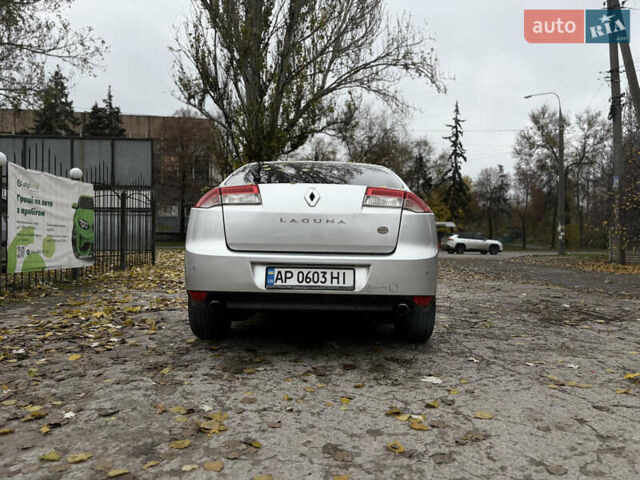 Серый Рено Лагуна, объемом двигателя 2 л и пробегом 299 тыс. км за 6800 $, фото 3 на Automoto.ua